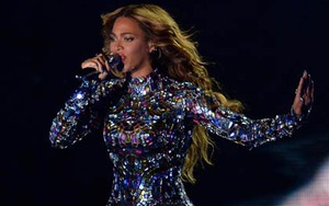 Beyonce là ca sĩ kiếm nhiều tiền nhất năm 2013